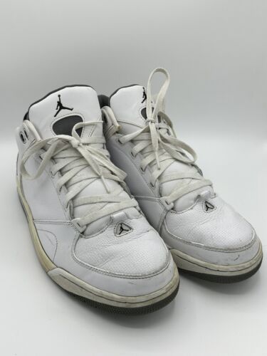Baskets de basket-ball Jordan's AS YOU GO 467888-101 blanches 2012 taille 12 Jordan - Photo 1 sur 5