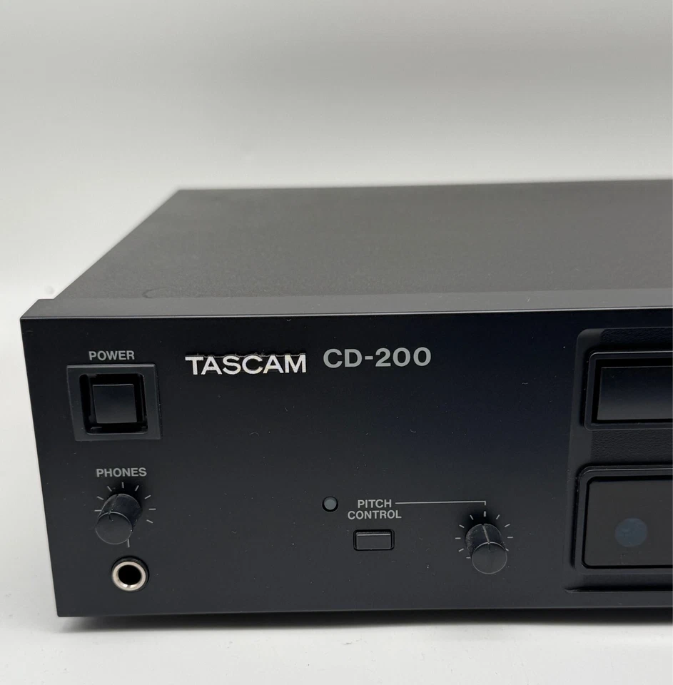 Tascam CD-200 Professioneller Audio CD-Player - Bild 2 von 3