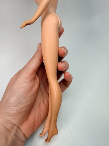 Vintage 1964 Mattel Barbie Titian Red Hair Bubble Cut 850 Auburn Straight leg - Afbeelding 11 van 21