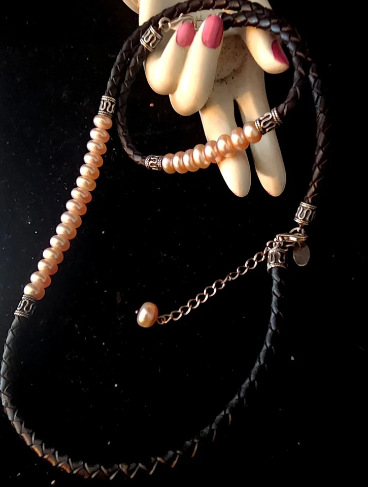 JUEGO DE COLLAR Y PULSERA DE PERLAS Y CUERO DE PLATA DE LEY 925 *JUEGO DE 2 DE DISEÑO* Foto 3 de 4