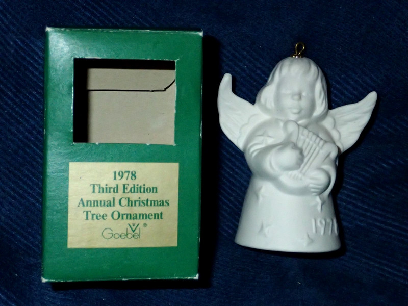 Vintage 1978 Unpainted Goebel Annual Christmas Tree Ornament Angel Bell Germany