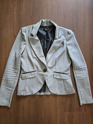Gray BCX Blazer. Women's  Medium. Sleek Workwear. Banker Business Jacket Grey