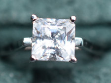 Sterling Silver Princess Cut CZ Ring Size 9 - .925 Quality