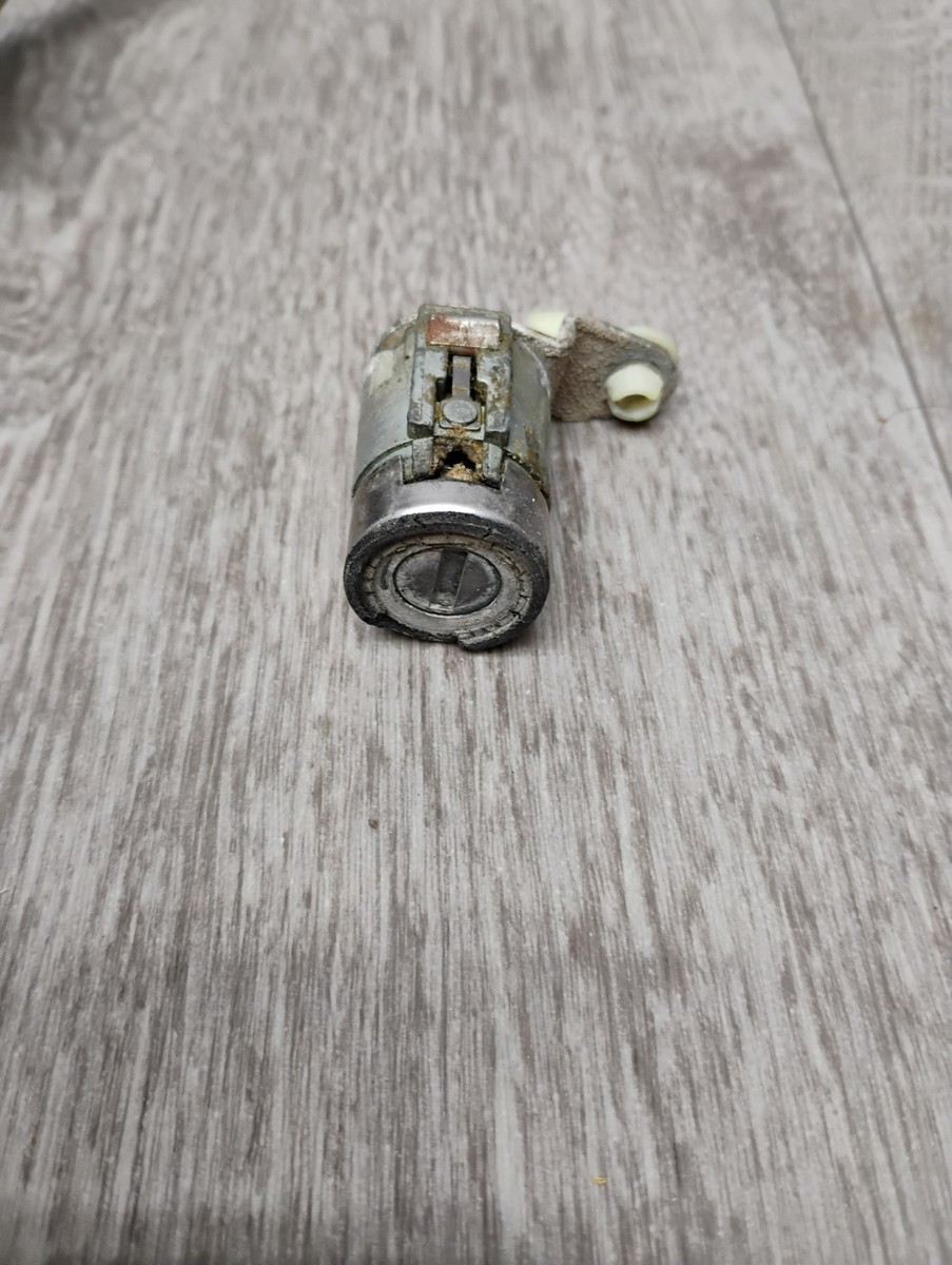 1998-1999 Chevy S10 Blazer Ignition Lock Cylinder Switch