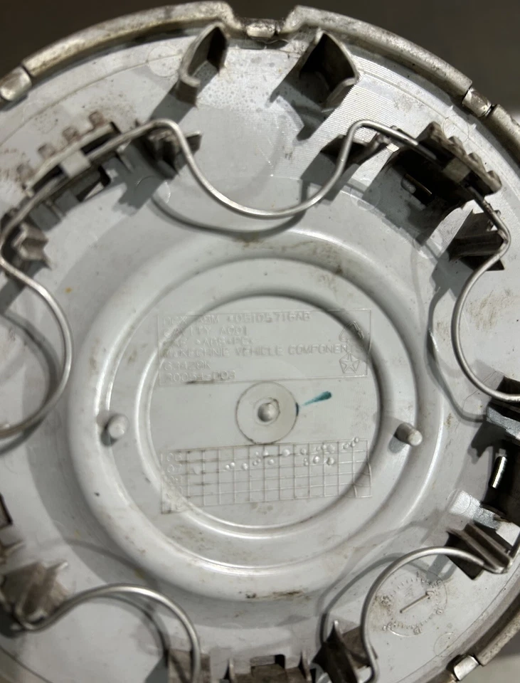 ✅Paquete de 3 tapas centrales Chrysler Sebring 2007-2008 P/N 05105716ab #3787 Foto 3 de 3