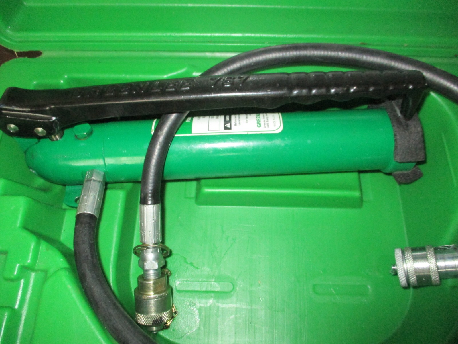 Greenlee 7646 11ton Hyd Knockout Driver Pump 3/4" KO set 2" 11/2