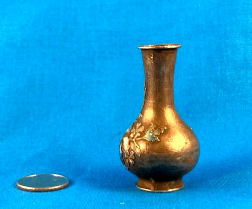 GEORGEOUS MINIATURE JAPANESE ANTIQUE FLOWER CLOISONNE SILVER VASE HALLMARKED VGC - Picture 3 of 7