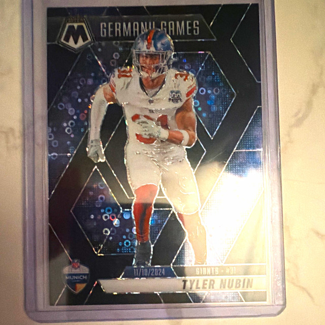 Panini Mosaic Tyler Nubin Intl. Spiele #261 Reactive Purple Prizm 1/1