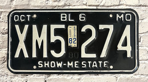 1982 Missouri TRUCK License Plate XM5 274