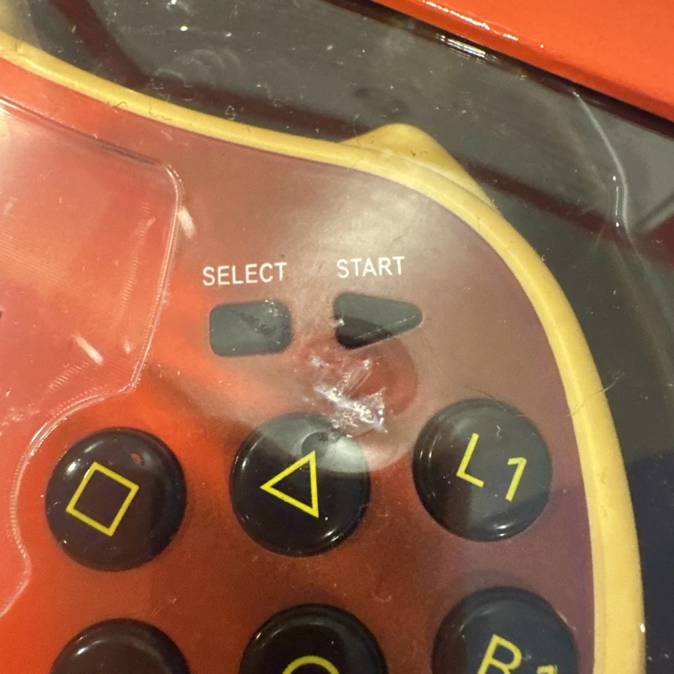 Street FighterKEN CONTROLLER 15th Anniversary Edition PS2 (new/minor Box Damage) - Image 4 of 4