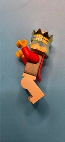 LEGO chess King Minifigure Red Cape Gold Crown/Helmet cas205