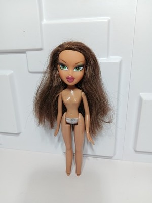 Bratz YASMIN Doll MGA 2001 Brown Hair Glitter Eyeshadow Green Eyes NUDE NO SHOES