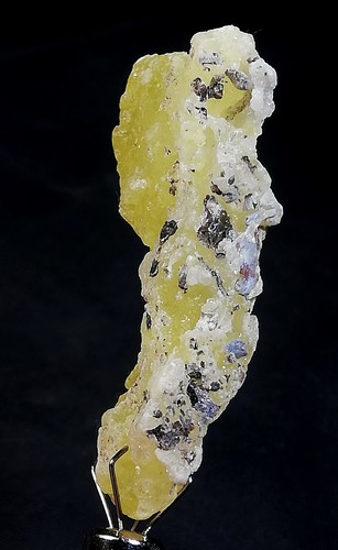 38 CARATS NATURAL YELLOW BRUCITE CRYSTAL FROM PAKISTAN, (L-15), - Picture 5 of 10