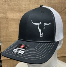 Longhorn Steer Trucker Snapback Hat Black/White Mesh Richardson 112 OSFM