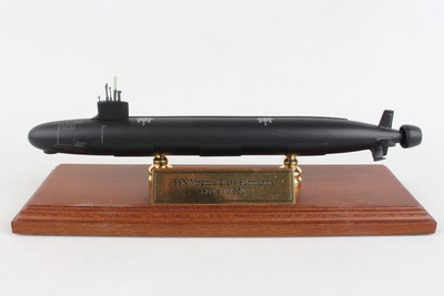 US Navy Virginia Class SSN-774 Desk Top Nuclear Submarine Ship 1/350 XX Model