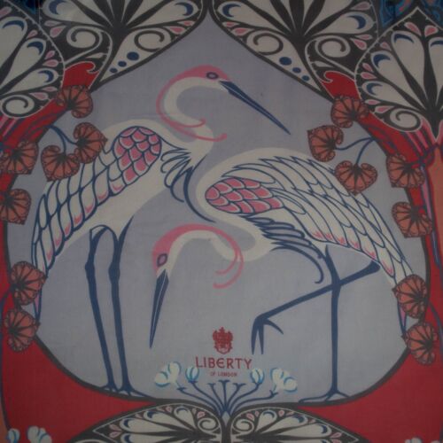 Liberty London mulberry silk chiffon fabric Heron bird Made in Italy 180 x 70CM. - Afbeelding 1 van 10