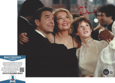 GENA ROWLANDS SIGNED 'OPENING NIGHT' 8x10 MOVIE PHOTO ACTRESS BECKETT BAS COA