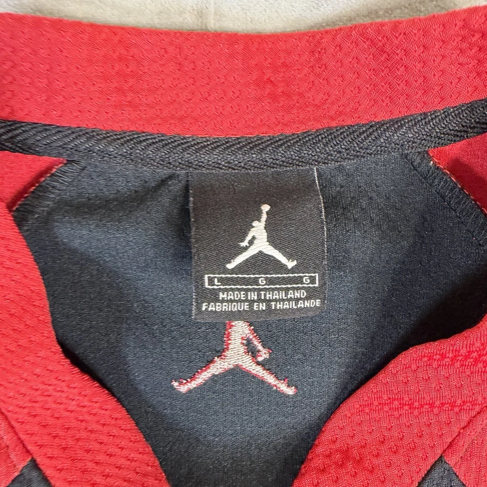 Винтажная мужская майка Air Jordan большая черная красная выведенная 23 джампера 2005 - Изображение 3 из 4