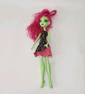 Monster High Fierce Rockers Venus McFly trap doll