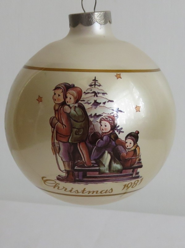 Hummel Schmid Christmas Ornament 1981 "A Time to Remember" by Berta Hummel
