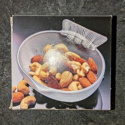 NIB STUDIO NOVA NATURE'S HARVEST WX009/353 TURNIP MEDLEY BOWL