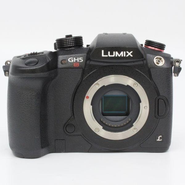 ショット9696■ほぼ新品■ PANASONICルミックス GH5S ボディ ショット9696□ほぼ新品□ PANASONICルミックス GH5S ボディ カメラ