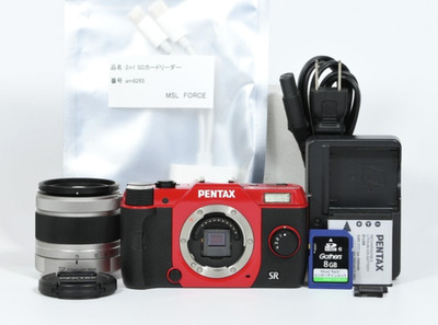 PENTAX Q10 Mirrorless Digital Camera Red 12.4MP SC72 w/Lens, SD card [Open Box]