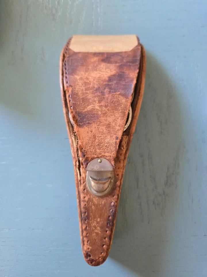 JUEGO DE 4 TIJERAS DE COSER VINTAGE CON ESTUCHE DE CUERO ANTIGUO 3 ACERO ALEMANIA Y 1 MÁS Foto 2 de 4