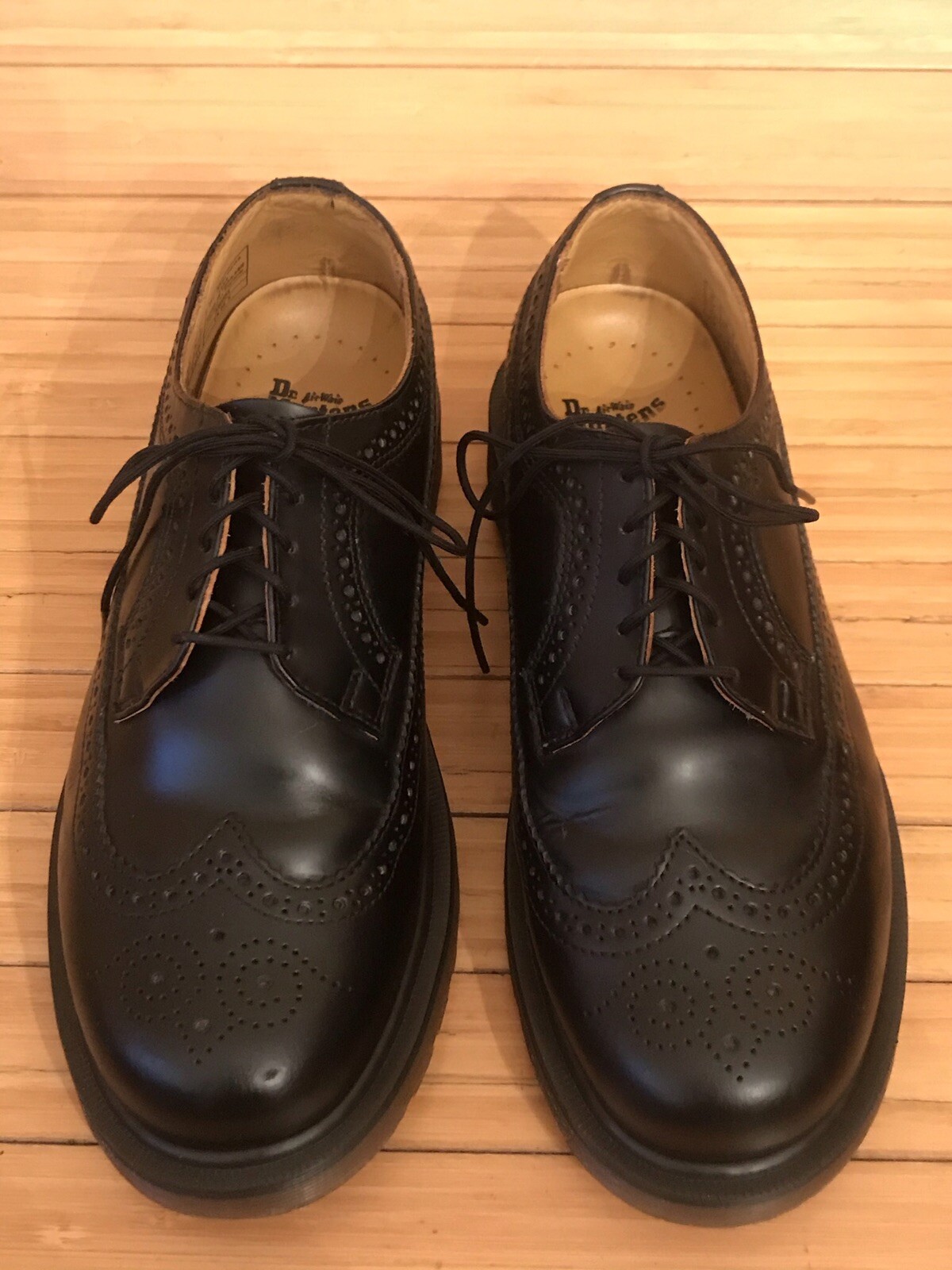 Dr Martin Shoes,Black Leather Wingtip,Classic Soles,A… Gem