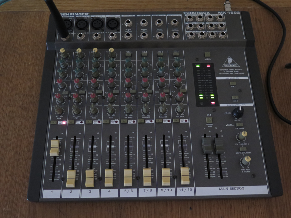 Behringer EURORACK MX 1602 12channel sound mixer / WORKS WELL eBay