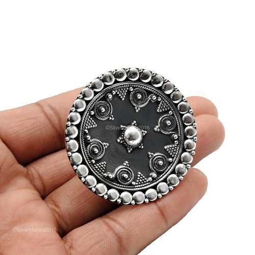 Bague en argent sterling brillant sur grenat, tailles 5 à 9 en vente