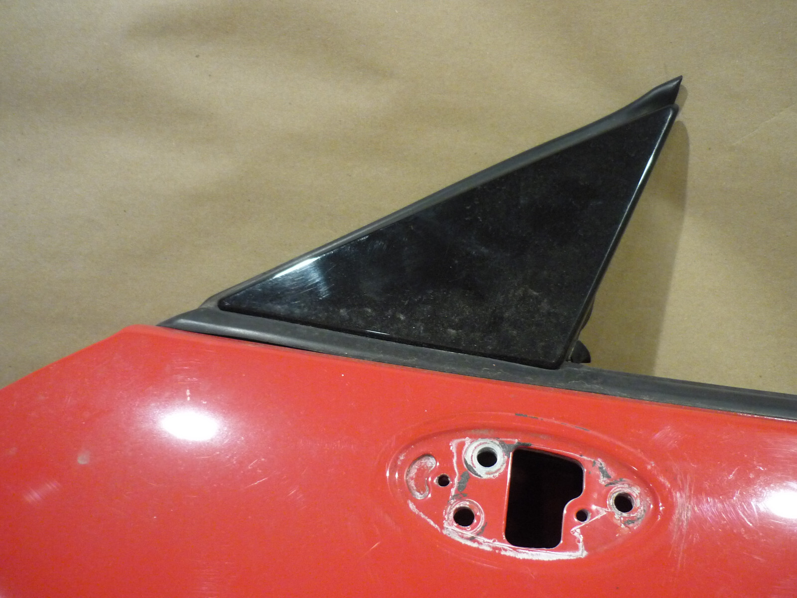 Ferrari California - LH Door Red P/N 81316411