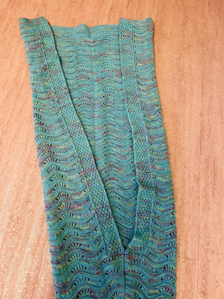 Mermaid Tail under the sea knit  teal/pink variegated knit throw - Image 4 of 4