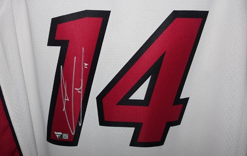 Signed Tyler Herro Miami Heat Nike Association White Swingman Rookie Jersey COA - Picture 7 of 9