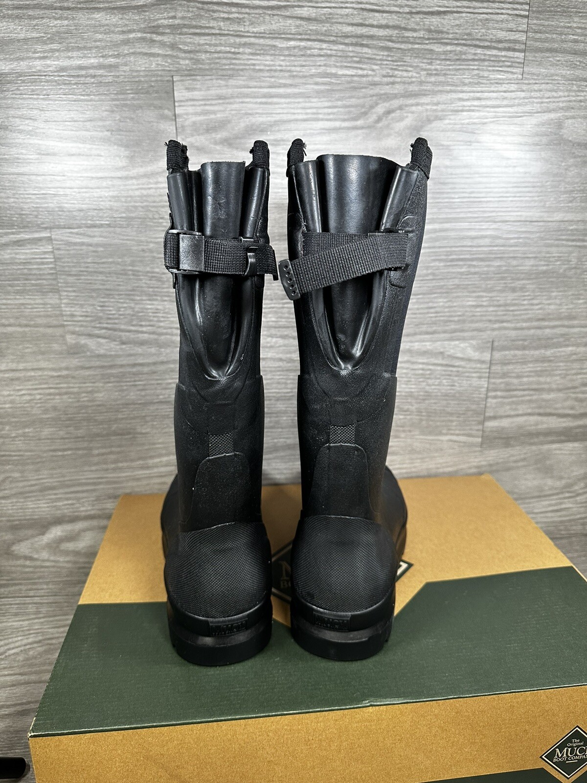 MUCK MEN'S CHORE XF Extended Fit Black Wide calf BOOTS MCXF000 Size 8