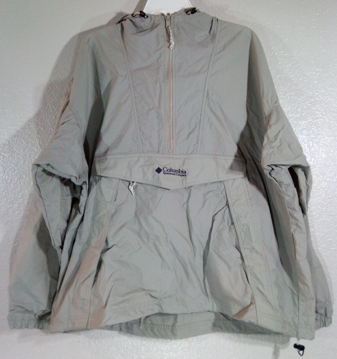 Columbia Mens XL Tan Hooded Pullover Windbreaker Front Pockets Jacket - NWOT
Opens in a new window o