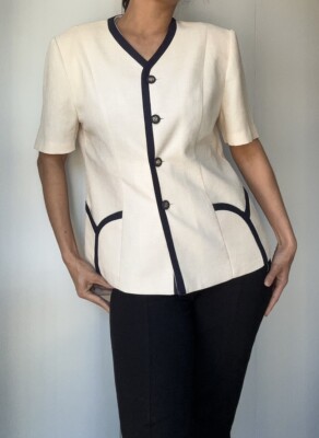 Vintage Australian 1980s Dolina Womens Ivory Blouse Size 14