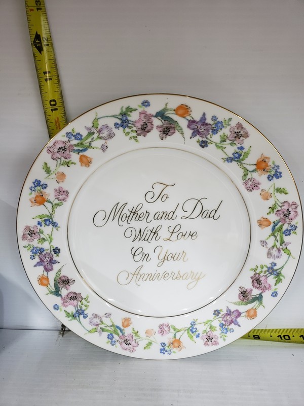 Vintage Enesco 1984 Anniversary Plate To Mother And Dad Made In Japan