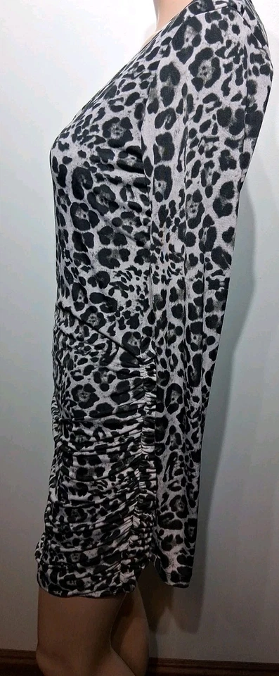 Mini Vestido Torn By Ronny Kobo Estampado Animal Manga Larga Talla S Foto 4 de 4