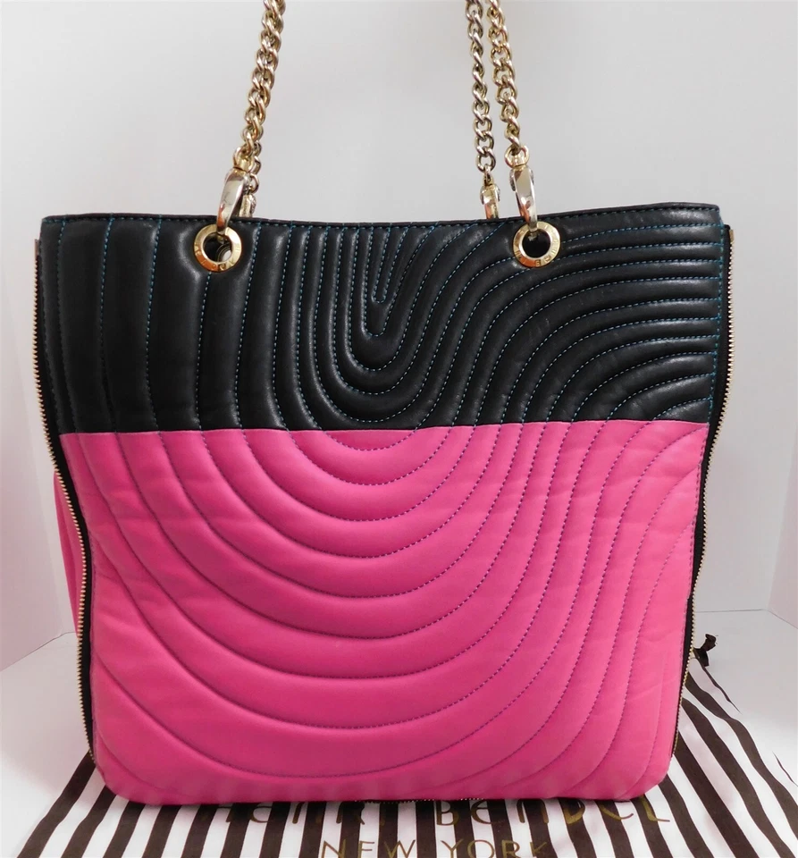 Bolso de Mano Henri Bendel Rosa Azul Marino Acolchado Cuero Cadena Dorada Expandible Foto 3 de 4