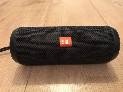 jbl flip 3 portable bluetooth wireless speaker - black