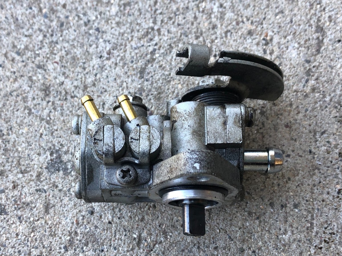 Seadoo GTX RX Sportster LRV XP DI 947 951 OEM oil pump 290888540