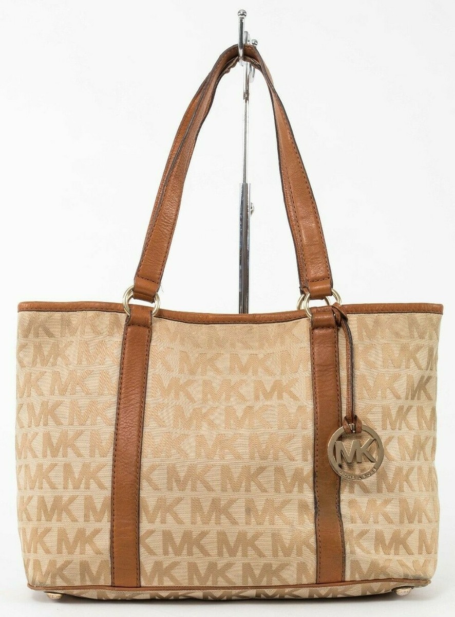 Michael Kors beautiful bag. Michael Kors Women main image 4