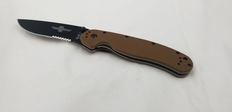 Ontario RAT 1 Linerlock Coyote Brown Folding AUS-8 Serrated Pocket Knife  - Image 4 of 4