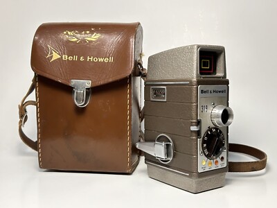 Bell & Howell 319 8mm Movie Camera w/ Case, 10mm f1.9 Super Bell & Howell 319 8mm Movie Camera w/ Case, 10mm f1.9 Super