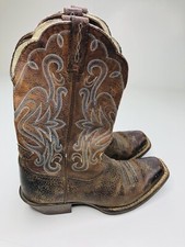 Ariat Legend Oiled Rowdy Square Toe Women 6B Brown Western Lesther Boots 15825