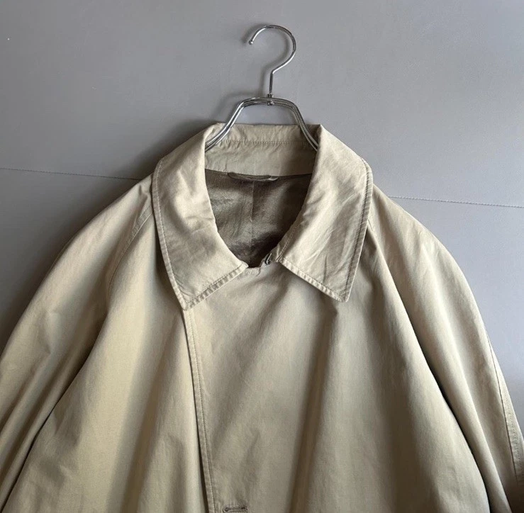 Armani Collezioni Classic Single Breasted Trench Coat 50 Made in Italy - Image 2 of 4