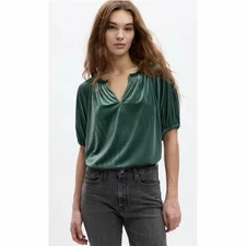 NWT GAP Relaxed Velvet Split Neck Puff Sleeve Top - June Bug Green Large