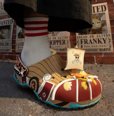 Crocs x One Piece Thousand Sunny Classic Clog M9/W11 US NEW B3