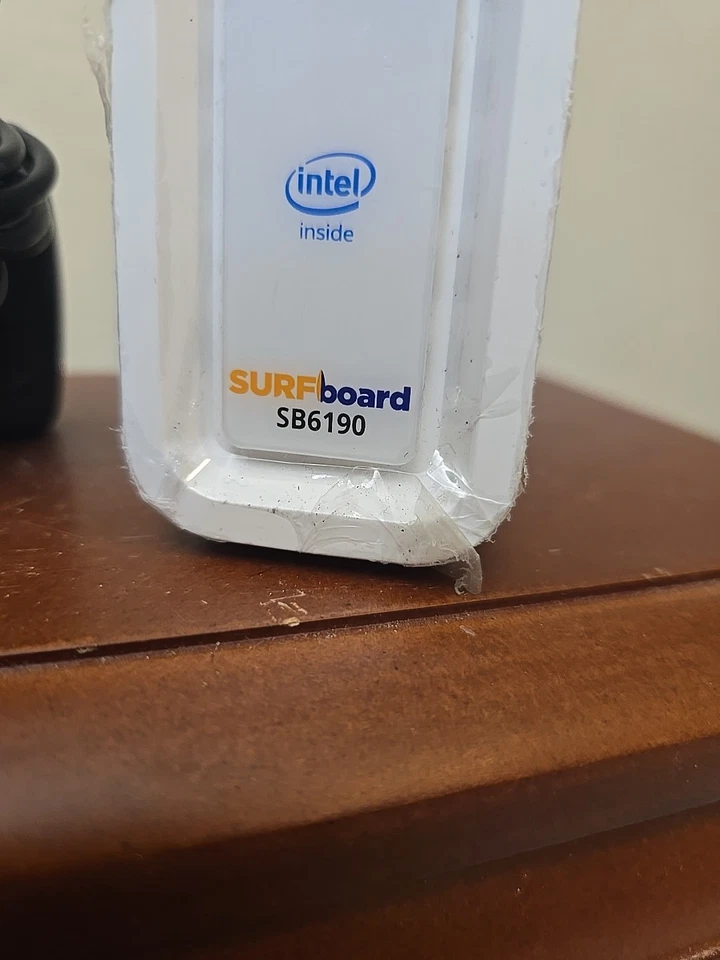 ARRIS Surfboard SB6190-RB DOCSIS 3.0 Cable Modem, White With Cord - Image 3 of 4